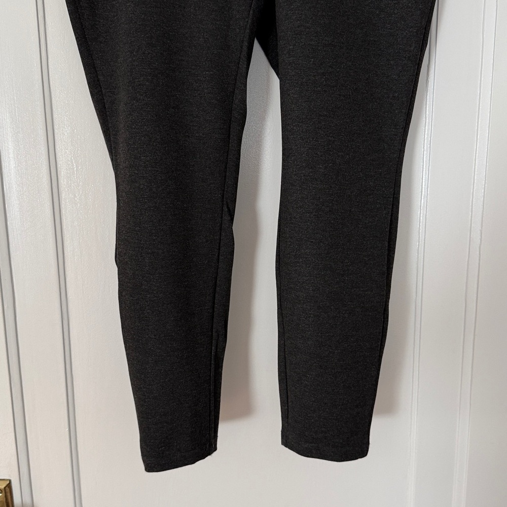 Philosophy Gray Leggings Size 1X Stretch Pull On EUC Athleisure - Picture 3 of 5